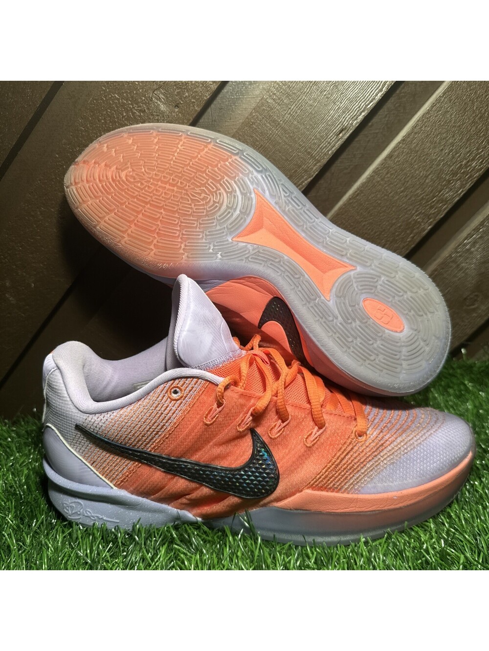 Size 10 - Nike Sabrina 3 Radiant W